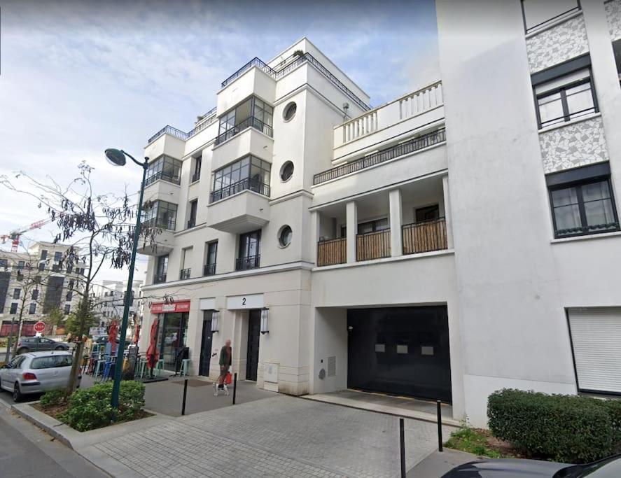 Lotus- 4 Min De Walt Disney-Arrivee Autonome-Parking Et Wifi Gratuit-Proche De Toutes Commodites 5Min De La Vallee Village Chessy  Luaran gambar