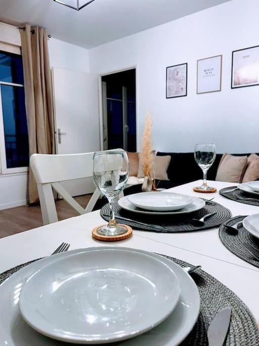 Lotus- 4 Min De Walt Disney-Arrivee Autonome-Parking Et Wifi Gratuit-Proche De Toutes Commodites 5Min De La Vallee Village Chessy  Luaran gambar