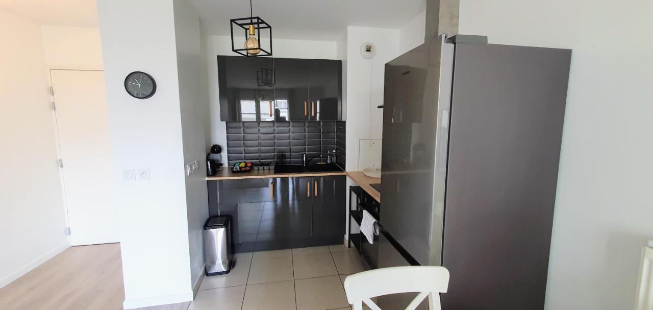 Lotus- 4 Min De Walt Disney-Arrivee Autonome-Parking Et Wifi Gratuit-Proche De Toutes Commodites 5Min De La Vallee Village Chessy  Luaran gambar